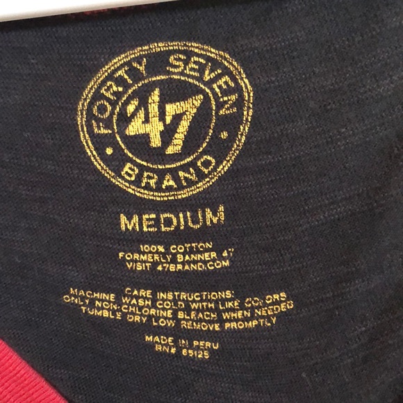 Distress blackhawks quarter sleeve top - Picture 6 of 7